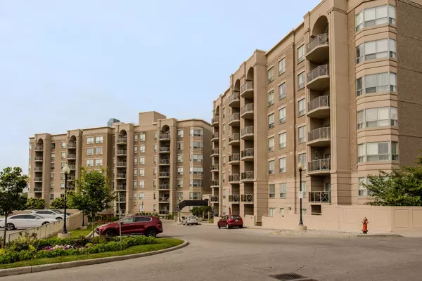 Burlington, ON L7P 5C2,2085 Amherst Heights DR #401