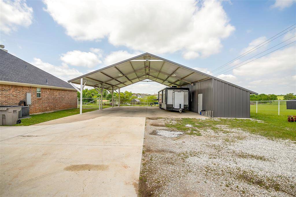 Decatur, TX 76234,203 County Road 4221
