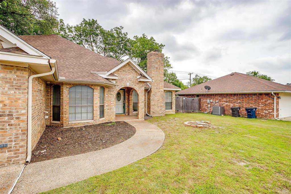 Fort Worth, TX 76008,3941 Devonaire Drive