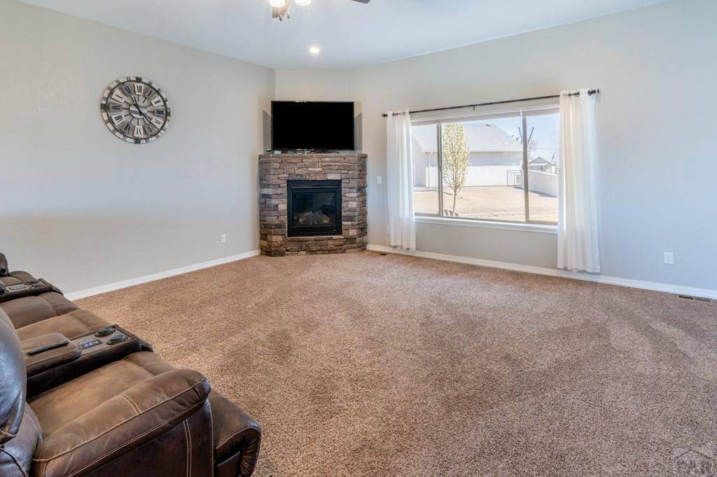 Pueblo, CO 81006,1557 28th Lane