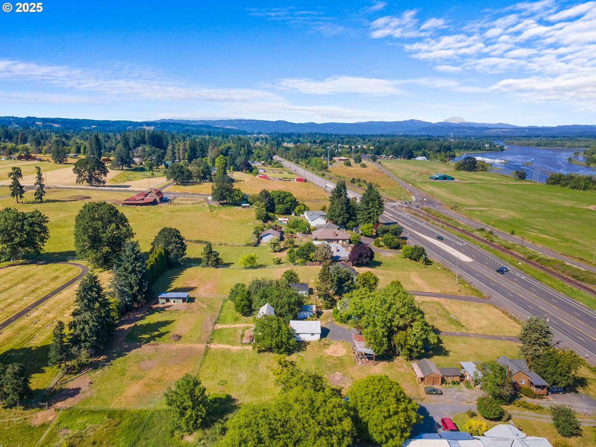 56895 COLUMBIA RIVER HWY, Warren, OR 97053