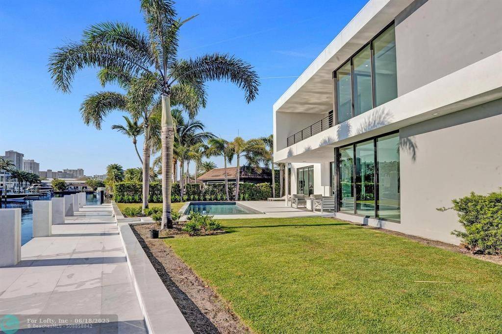 Lauderdale By The Sea, FL 33308,4232 E Tradewinds Ave