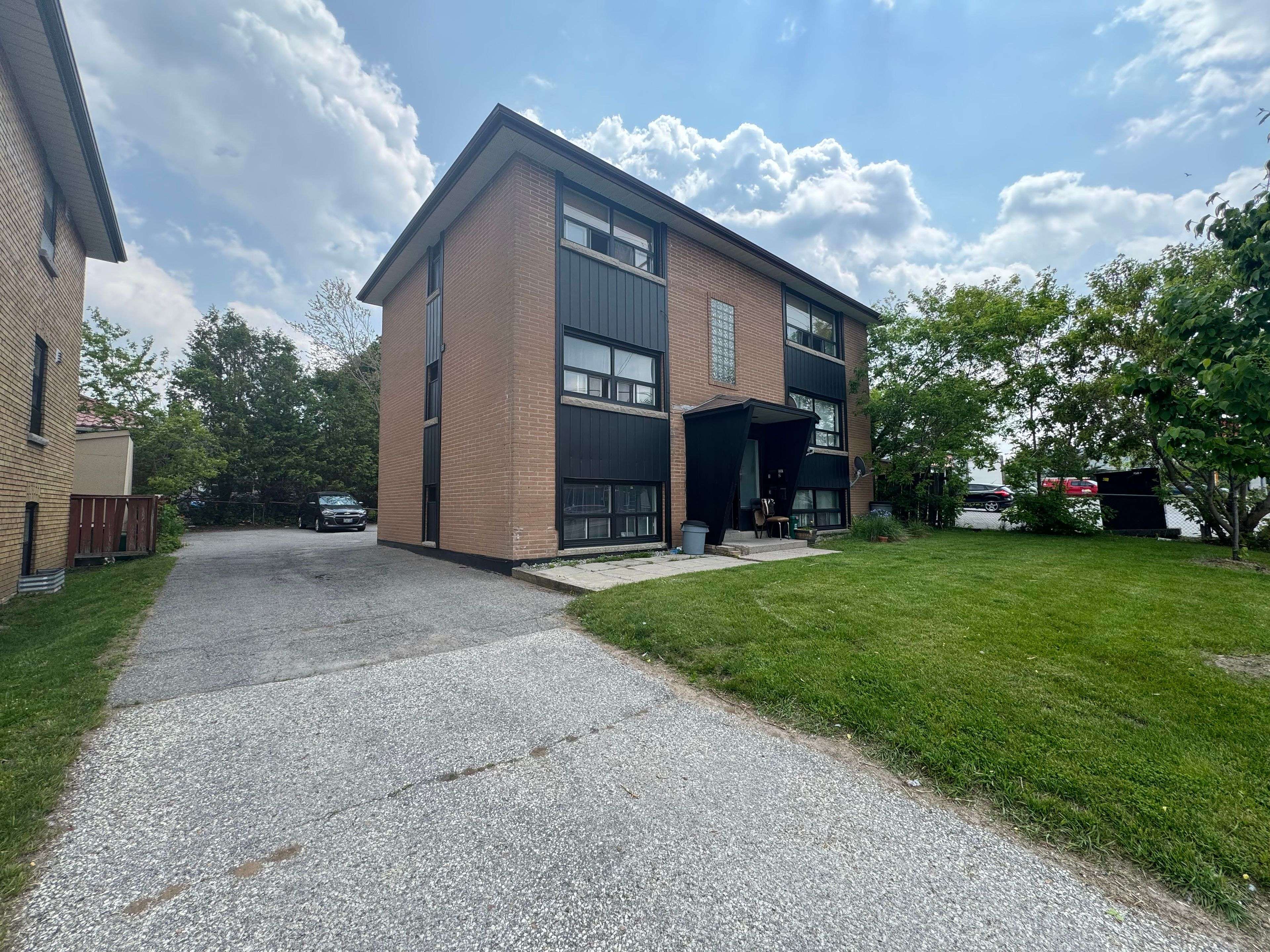 Barrie, ON L4M 3Y9,153 St Vincent ST