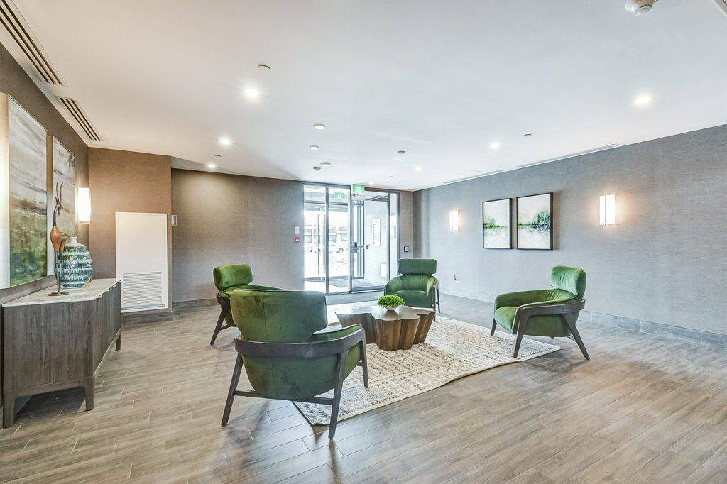 Hamilton, ON L8B 2A6,450 Dundas ST E #520