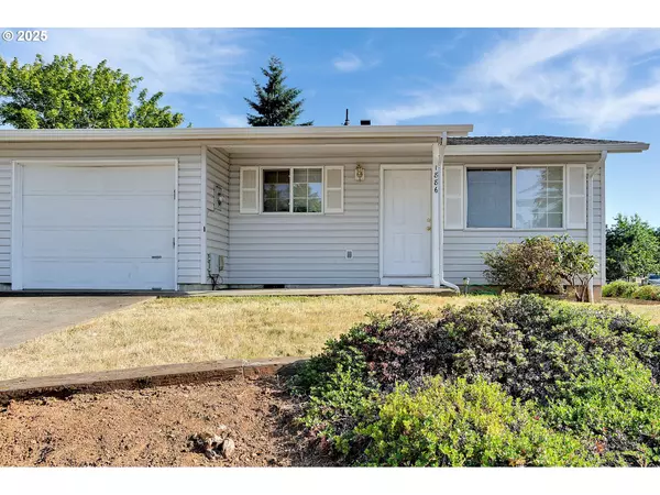 Salem, OR 97306,1884 S SKYLINE VILLAGE LOOP