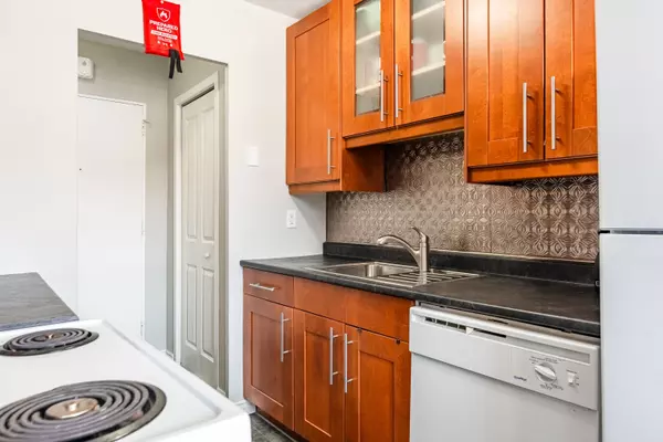 Welland, ON L3C 3X1,485 Thorold RD #211