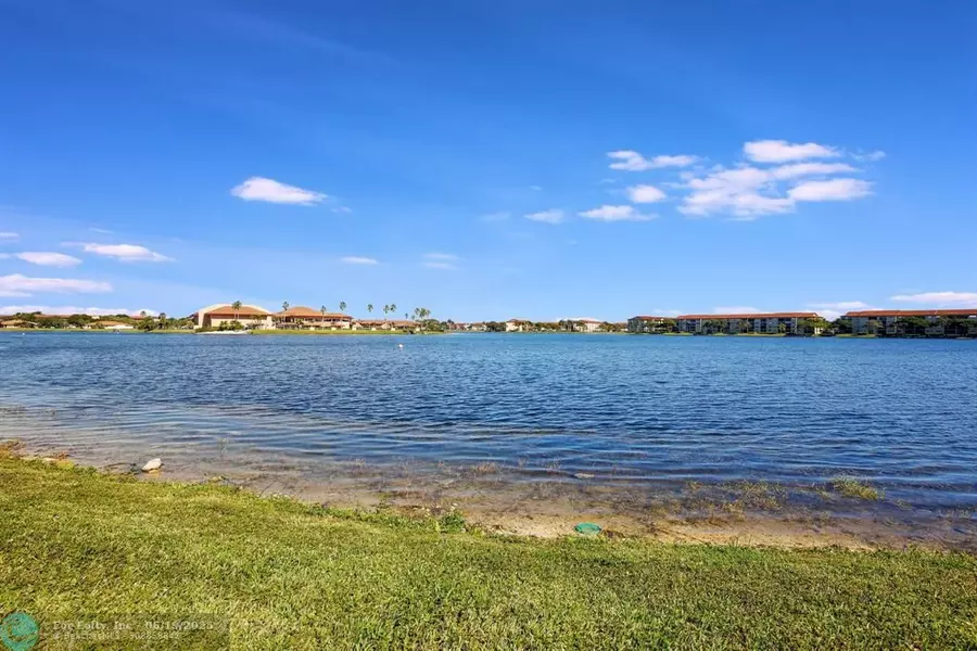 13355 SW 16th Ct #309 E, Pembroke Pines, FL 33027