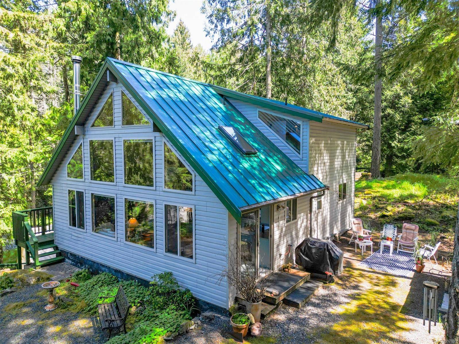 2609 Dory Way, Pender Island, BC V0N 2M2