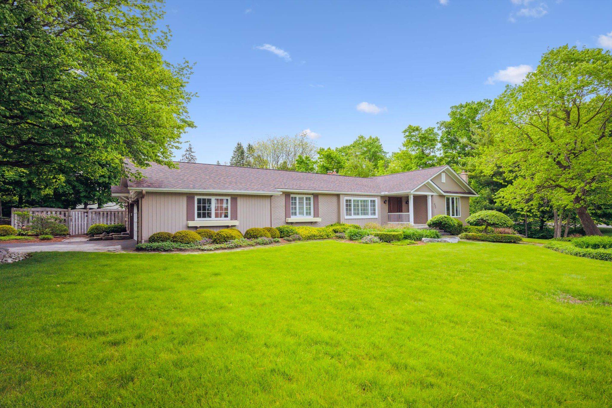Waterloo, ON N2K 1Y6,536 Oxbow RD