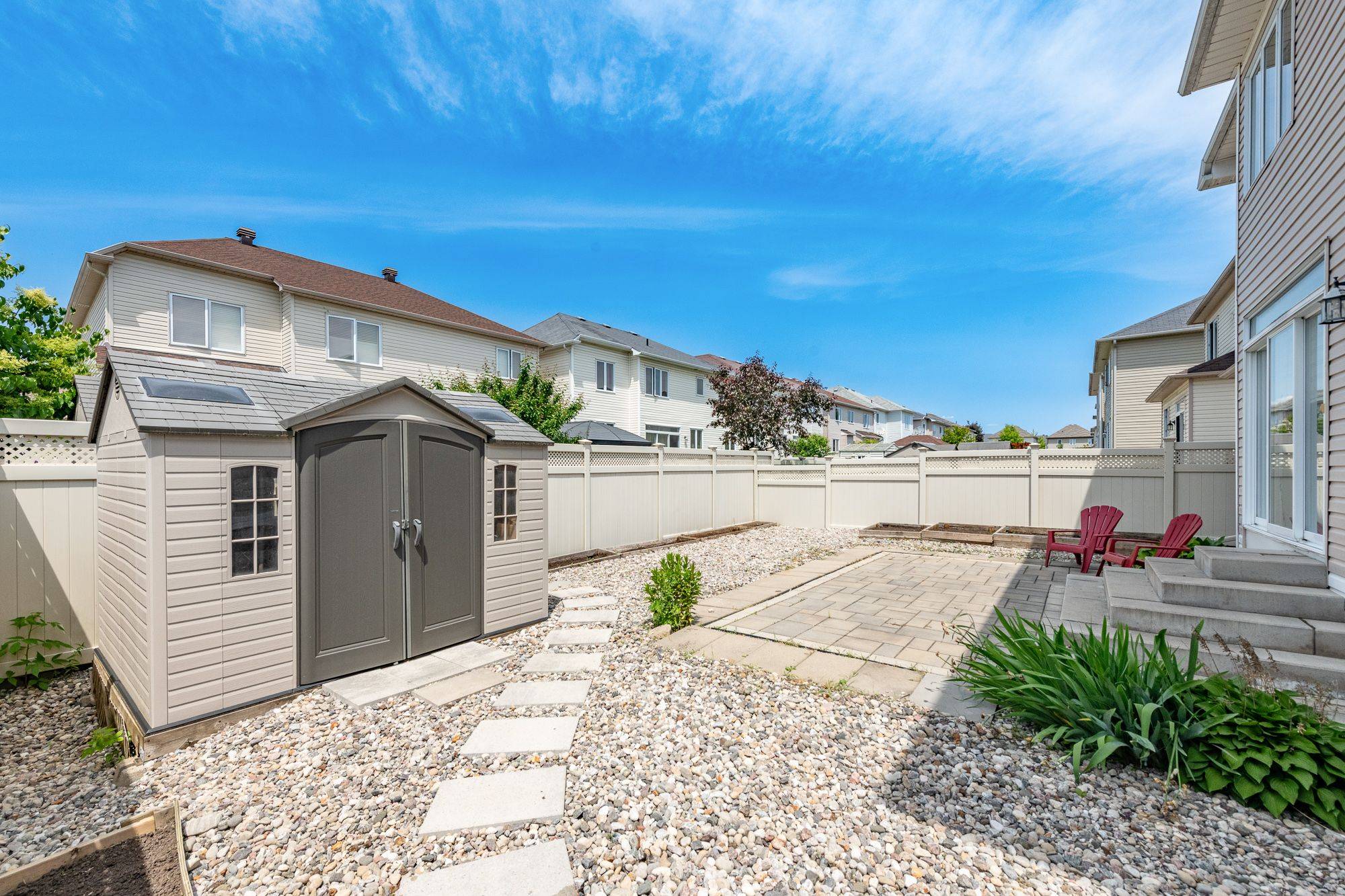 Barrhaven, ON K2J 0N4,616 New Liskeard CRES