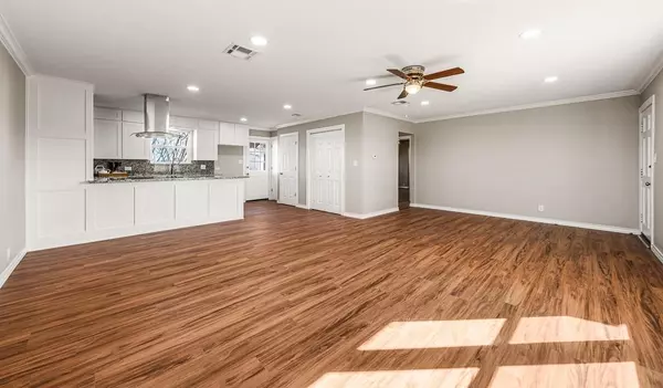 Waco, TX 76705,8896 Gholson Road