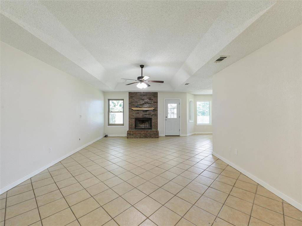 Sanger, TX 76266,7275 Fm 455 W