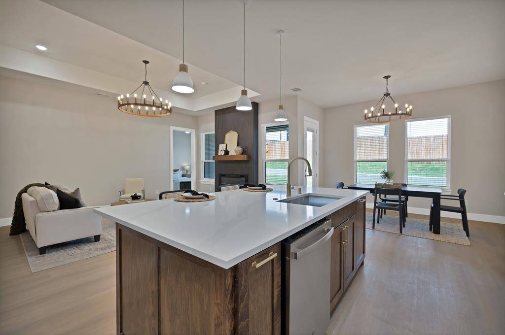 Fort Worth, TX 76107,5332 Locke Avenue