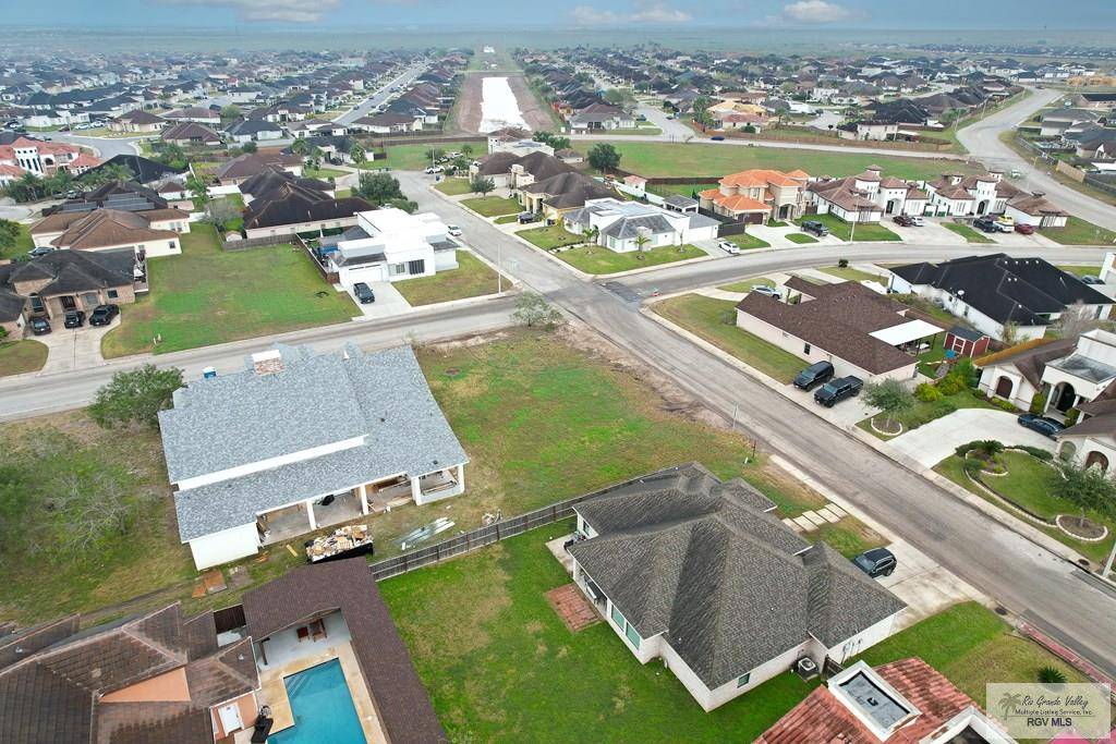 Brownsville, TX 78526,5652 RUSTIC MANOR DR.