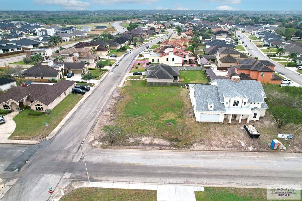 Brownsville, TX 78526,5652 RUSTIC MANOR DR.