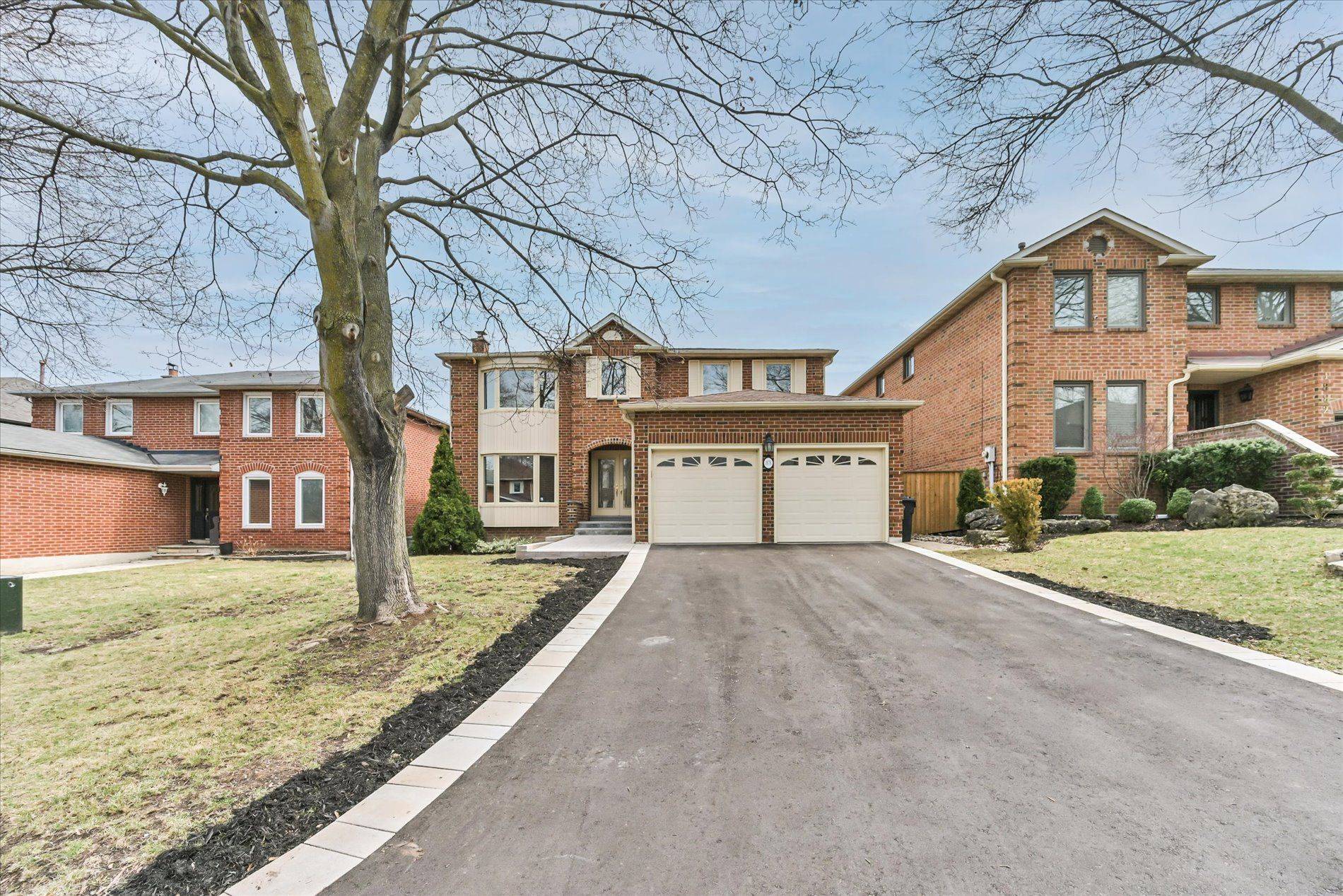 1878 Flintlock CT, Mississauga, ON L5L 3E1