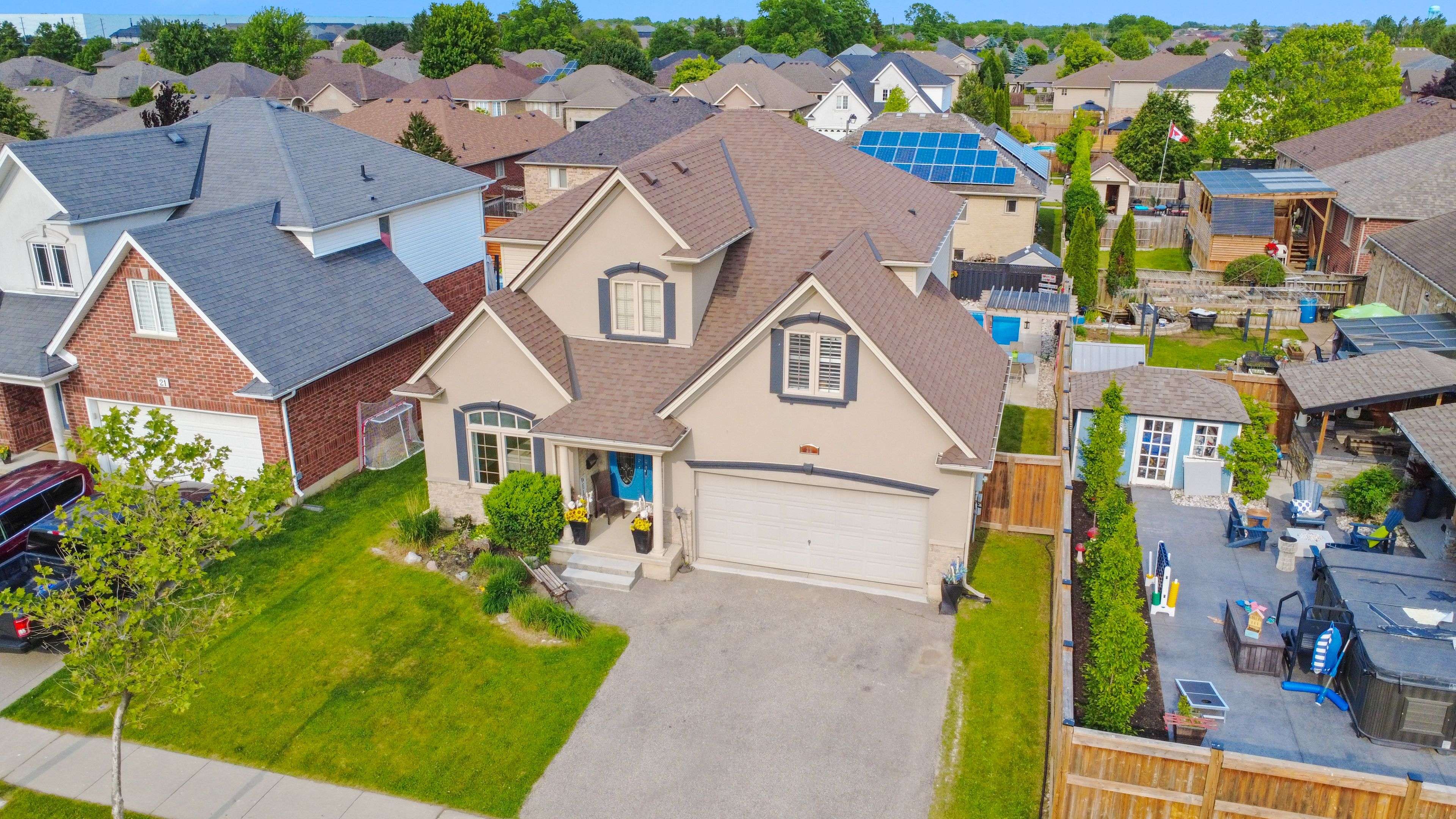 Brantford, ON N3S 0A4,23 Laycock ST