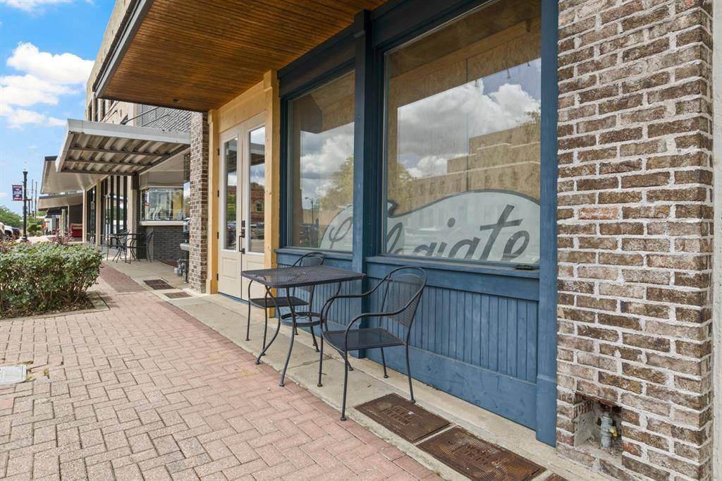 Mount Pleasant, TX 75455,106 W 2nd Street