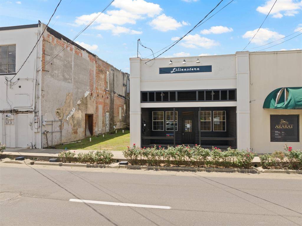 Mount Pleasant, TX 75455,207 & 209 N Jefferson Avenue