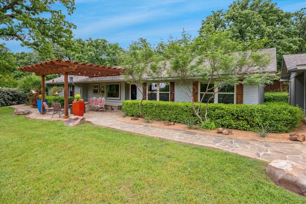 635 Old Justin Road, Argyle, TX 76226