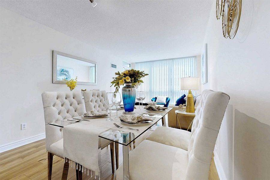 Toronto C14, ON M2N 6X9,260 Doris AVE #1603