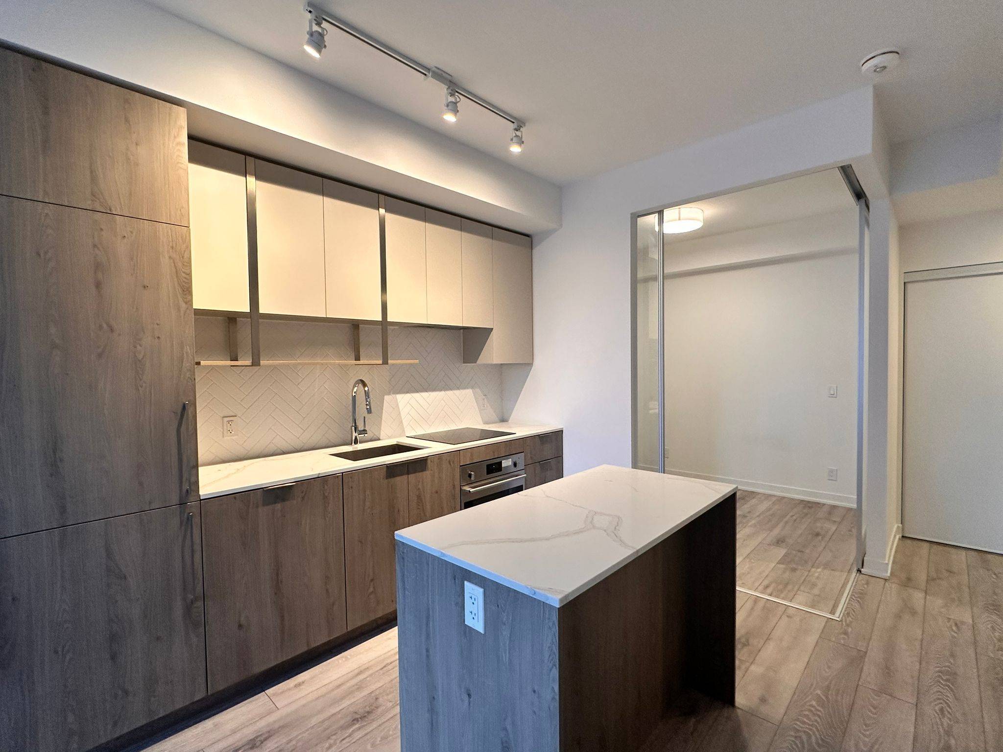 15 Holmes AVE #1312, Toronto C14, ON M2N 0L4