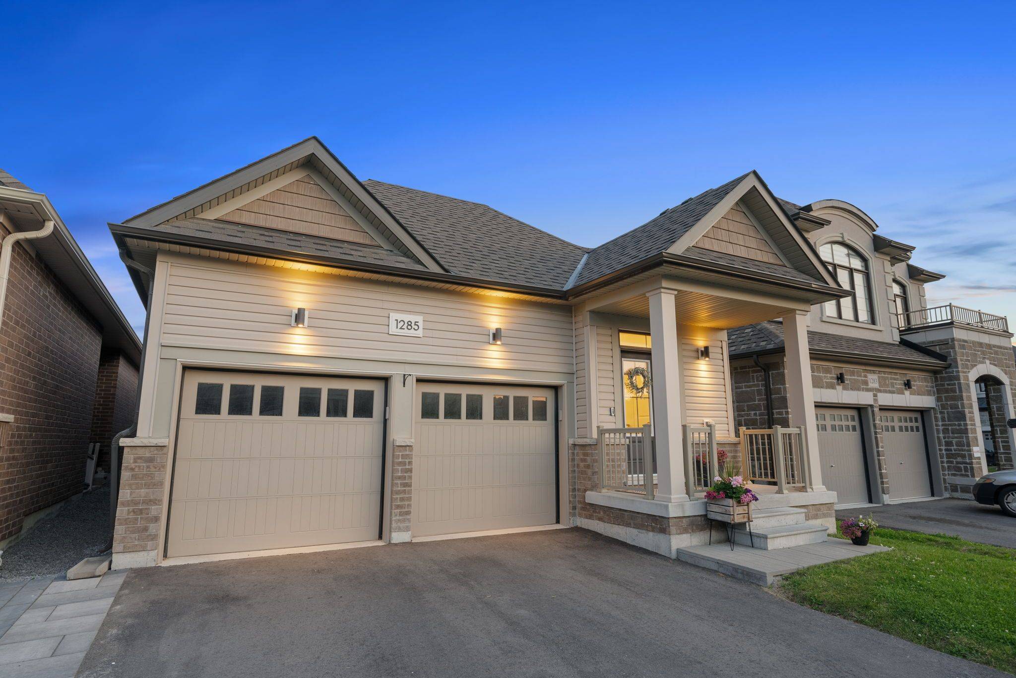 Oshawa, ON L1K 3E7,1285 Apollo ST