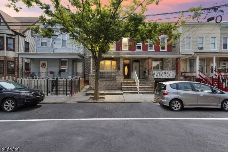 281 N 6th St, Newark City, NJ 07107