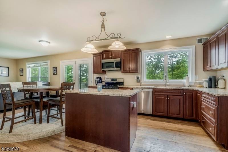 221 Sussex Ave, Andover Twp., NJ 07860