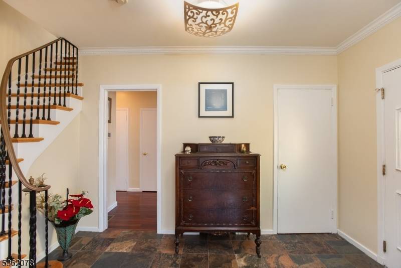 Newark City, NJ 07104,535 Highland Avenue