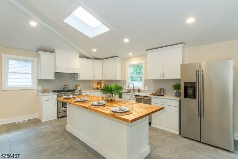 Mount Olive Twp., NJ 07828,13 Shady Ln