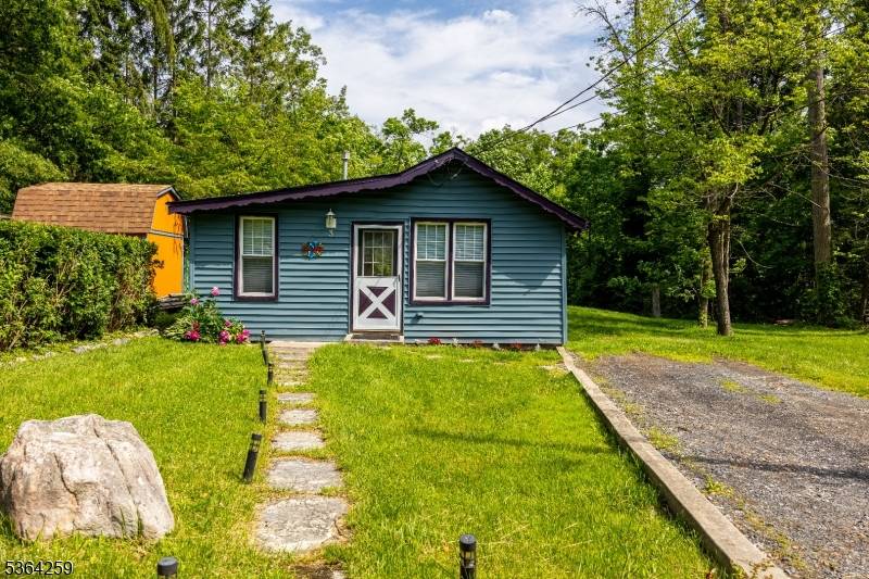 3 Brook Ln, Vernon Twp., NJ 07461