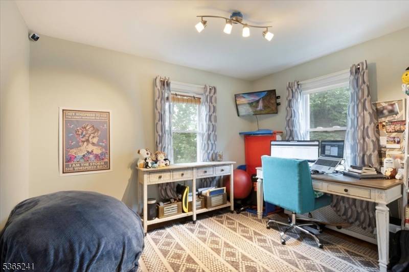 Denville Twp., NJ 07834,24 Southwynde Dr