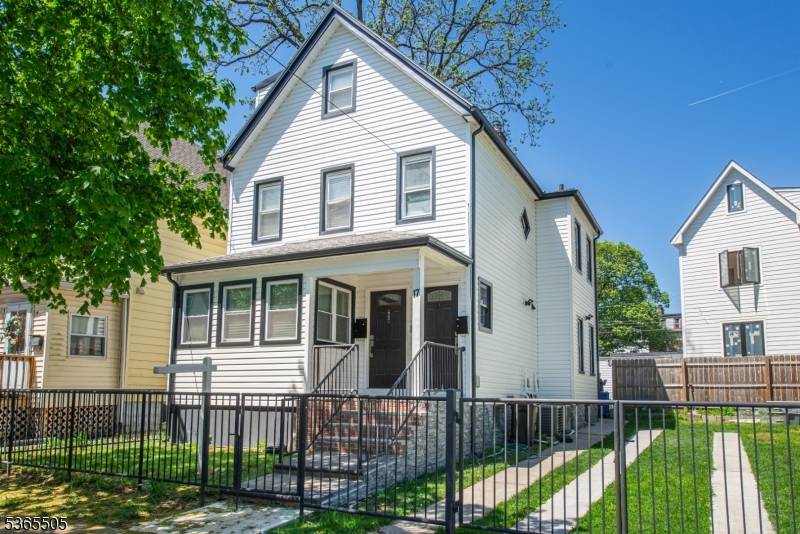 Montclair Twp., NJ 07042,17 Mission St #2