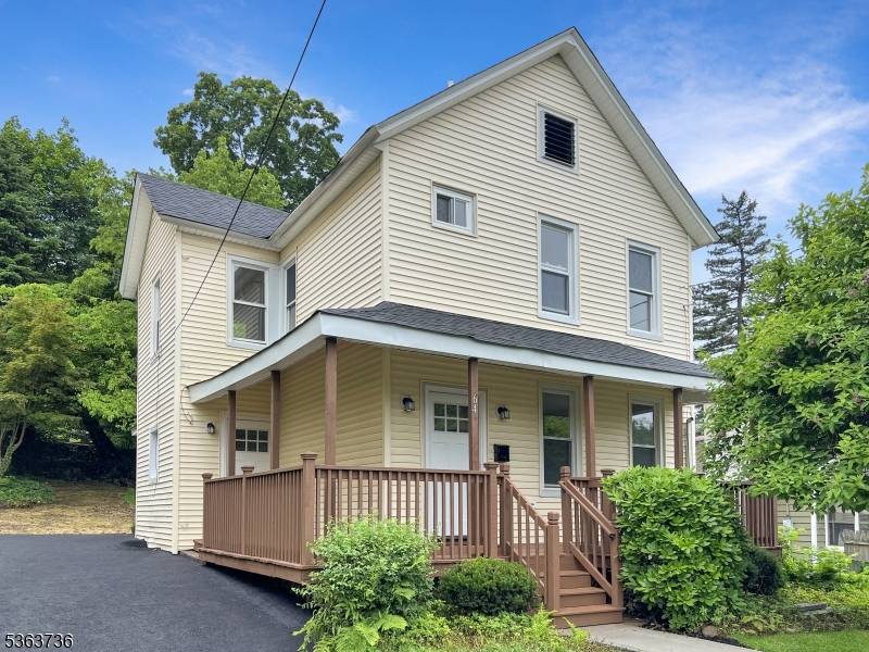 Dover Town, NJ 07801,64 William St