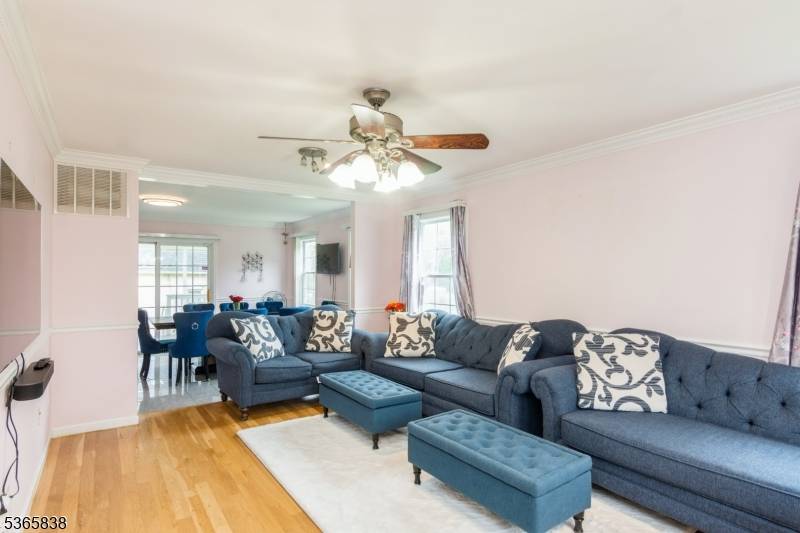 Woodbridge Twp., NJ 08832,63 Clinton Ave
