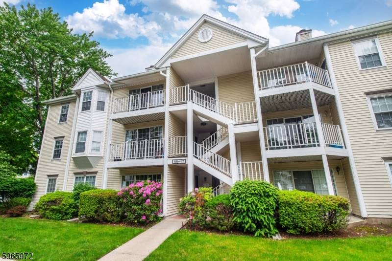 Mahwah Twp., NJ 07430,462 Poets Way