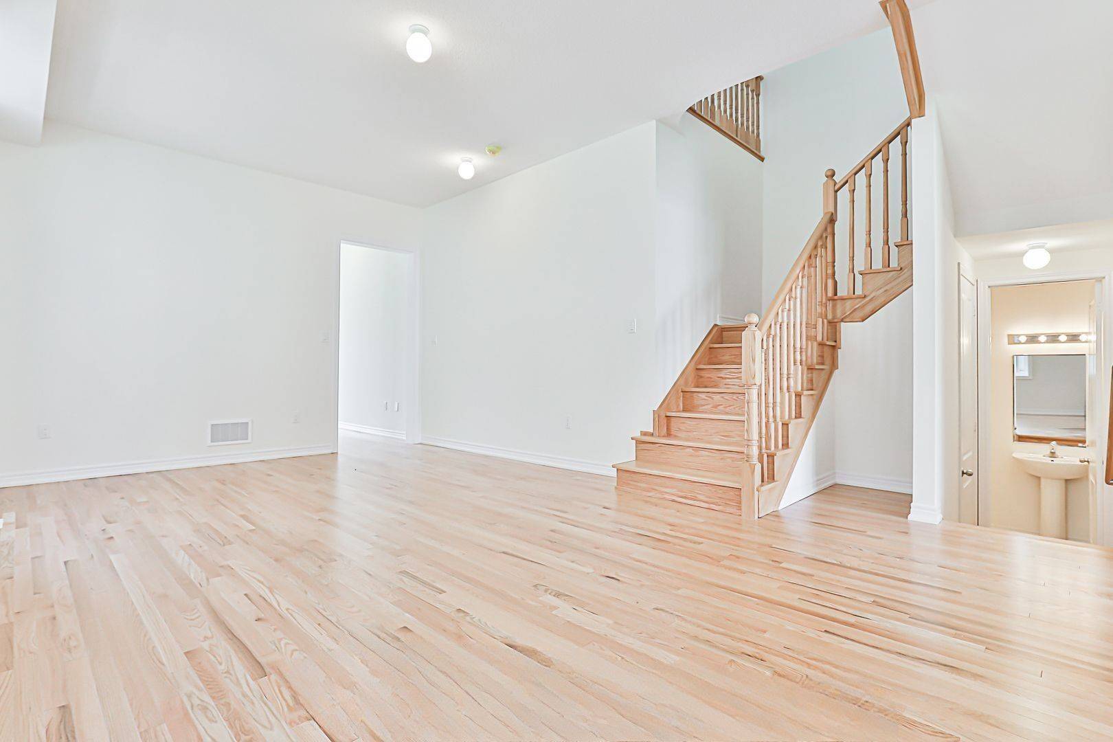 Whitchurch-stouffville, ON L4A 5A2,168 Wesmina AVE