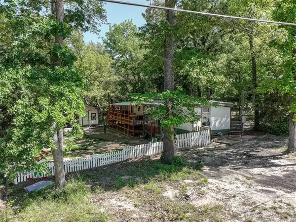 Murchison, TX 75778,1281 Hickory Hills Drive