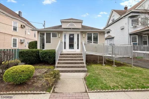 529 Clifton Ave, Clifton City, NJ 07011