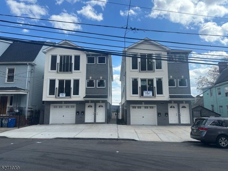 Newark City, NJ 07108,138 Milford Avenue