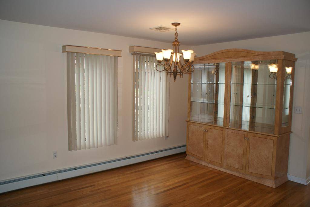 Vernon Twp., NJ 07462,4 Village Way #4