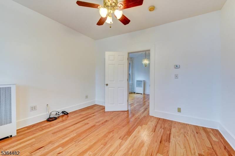 Newark City, NJ 07112,24 Eckert Ave #2