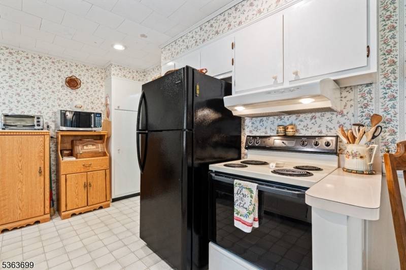 Andover Twp., NJ 07860,6 Penn Ave