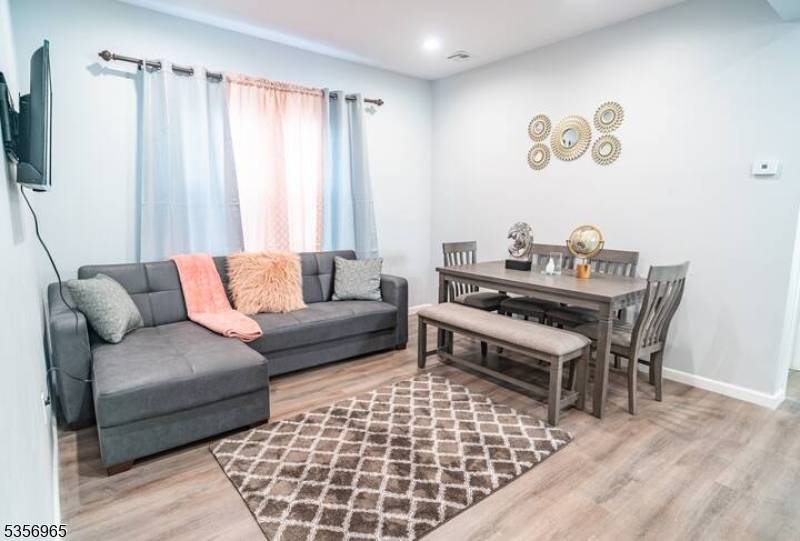 Newark City, NJ 07112,135 Fabyan Pl