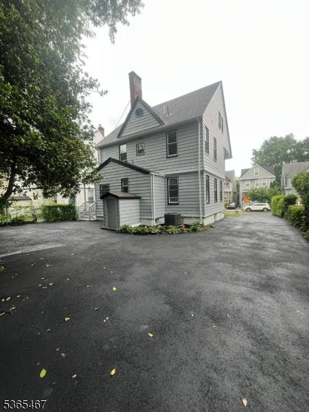 East Orange City, NJ 07017,63 Stockton Pl