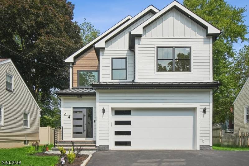 44 N Ashby Ave, Livingston Twp., NJ 07039