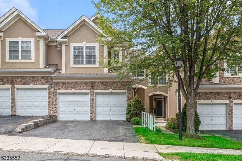 18 Henning Ter, Denville Twp., NJ 07834