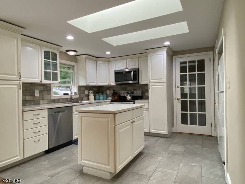 Hardyston Twp., NJ 07460,87 Silver Grove Rd