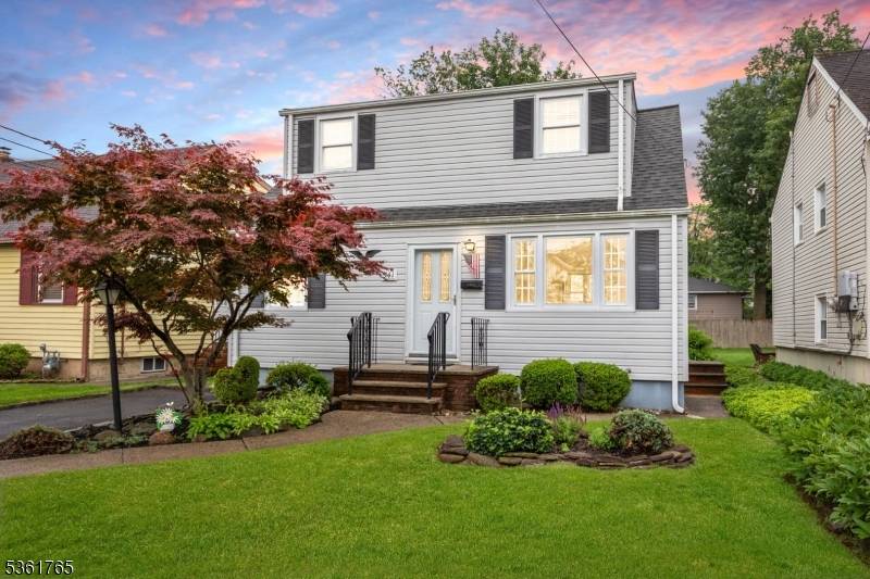 541 Spruce Ave, Garwood Boro, NJ 07027